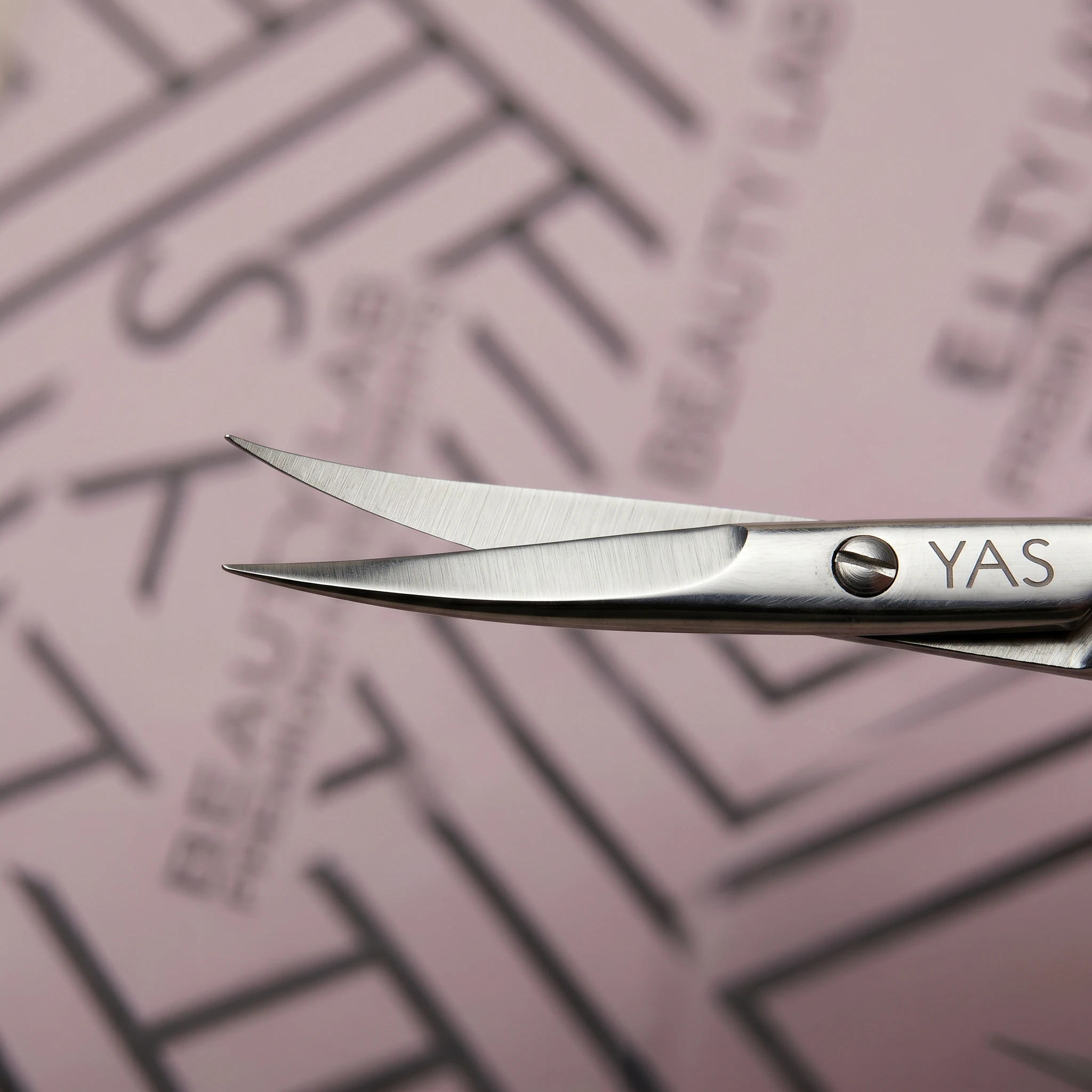SUPREME 2 PROFESSIONAL SCISSOR - Image 2