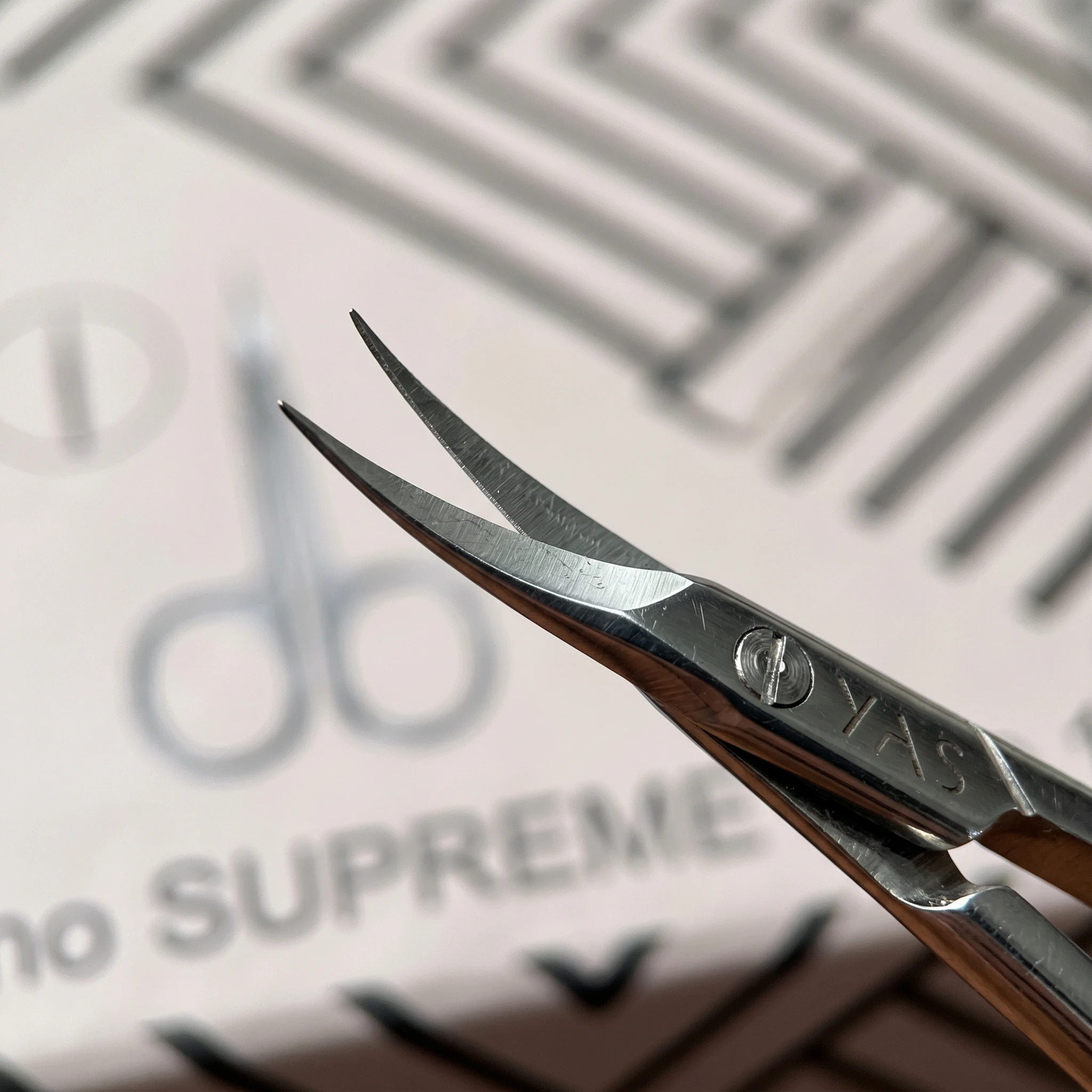 SUPREME 1 PROFESSIONAL SCISSOR - Image 2