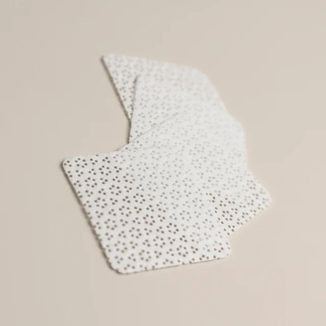 LINT FREE NAIL WIPES